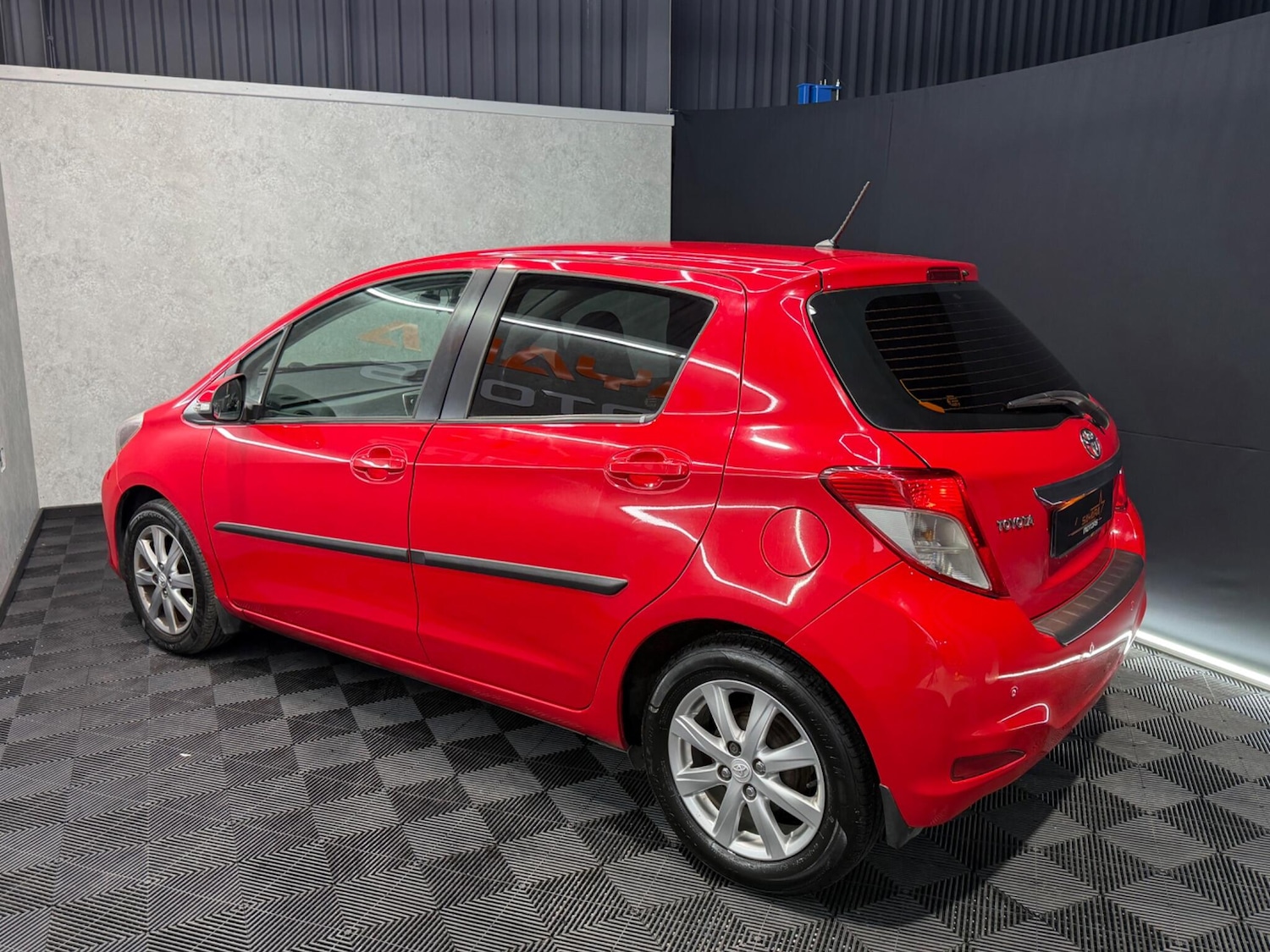 Used Toyota Yaris for sale - 77612107: Photo 14