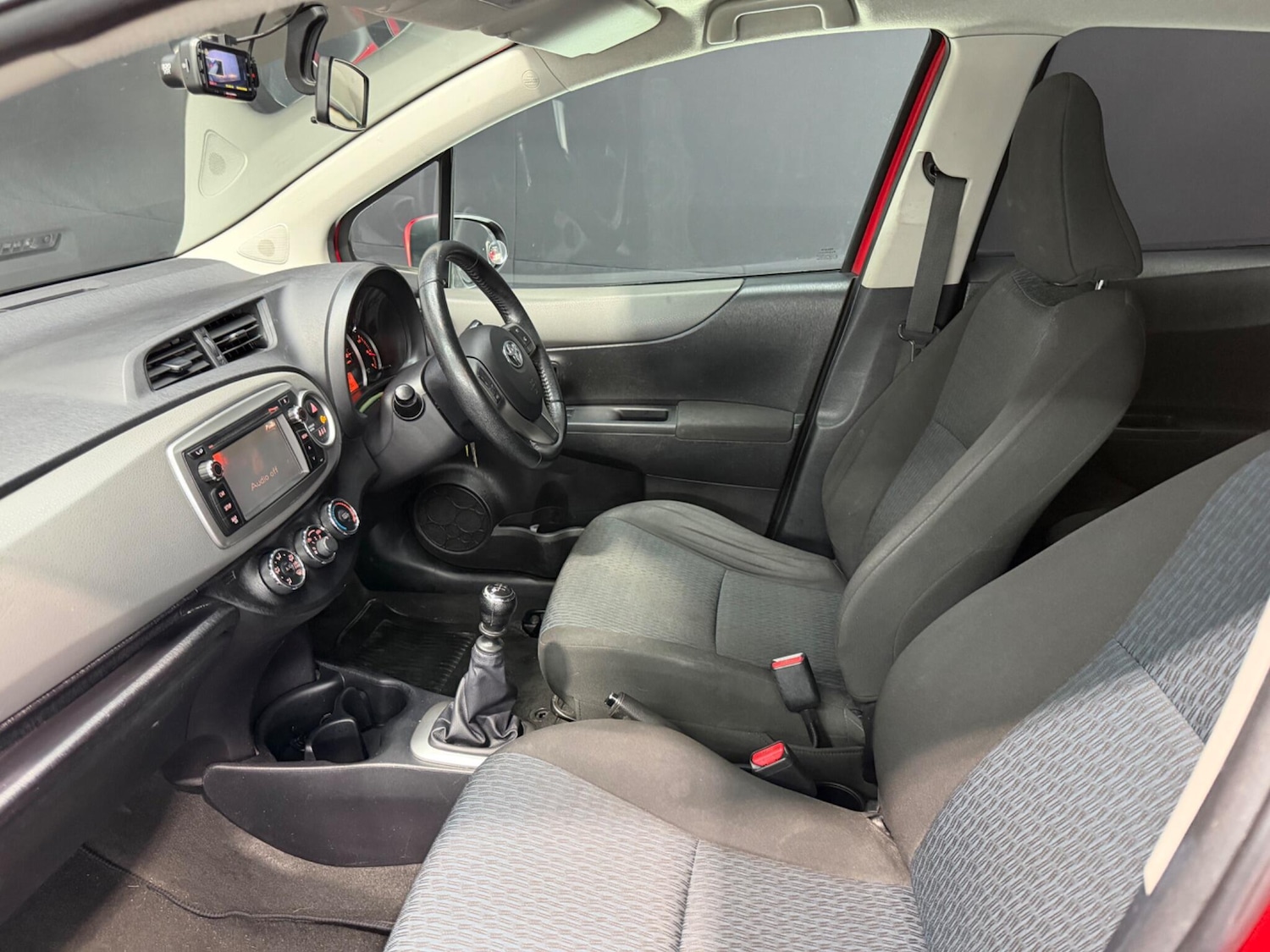 Used Toyota Yaris for sale - 77612107: Photo 20