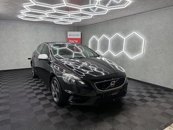 Used Volvo V40 2016 for sale - 78999870: Photo
