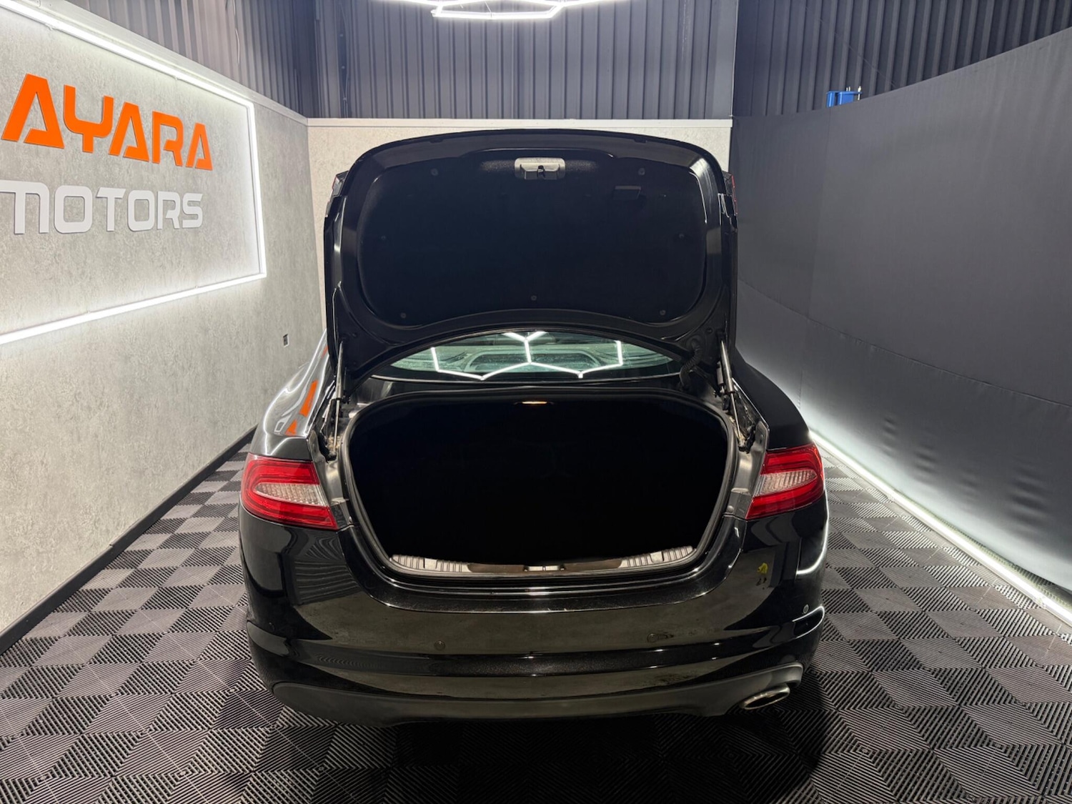 Used Jaguar XF 2015 for sale - 77441171: Photo 15