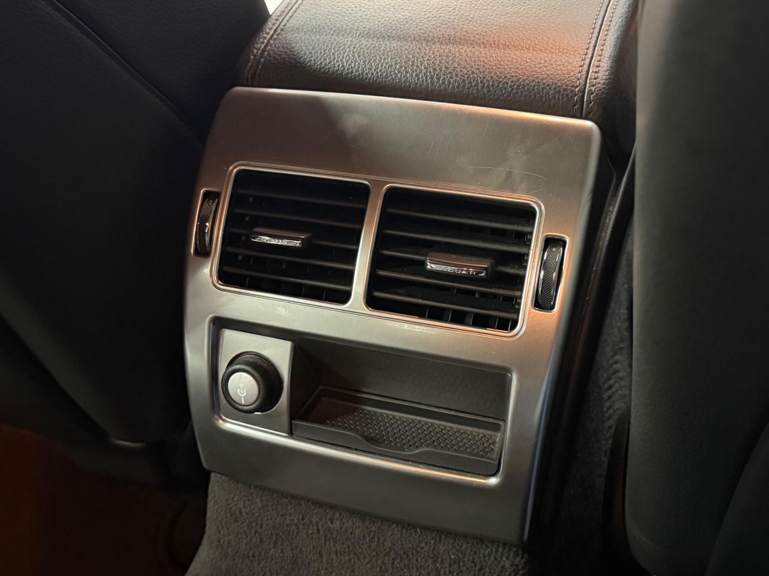 Used Jaguar XF 2015 for sale - 77441171: Photo 31