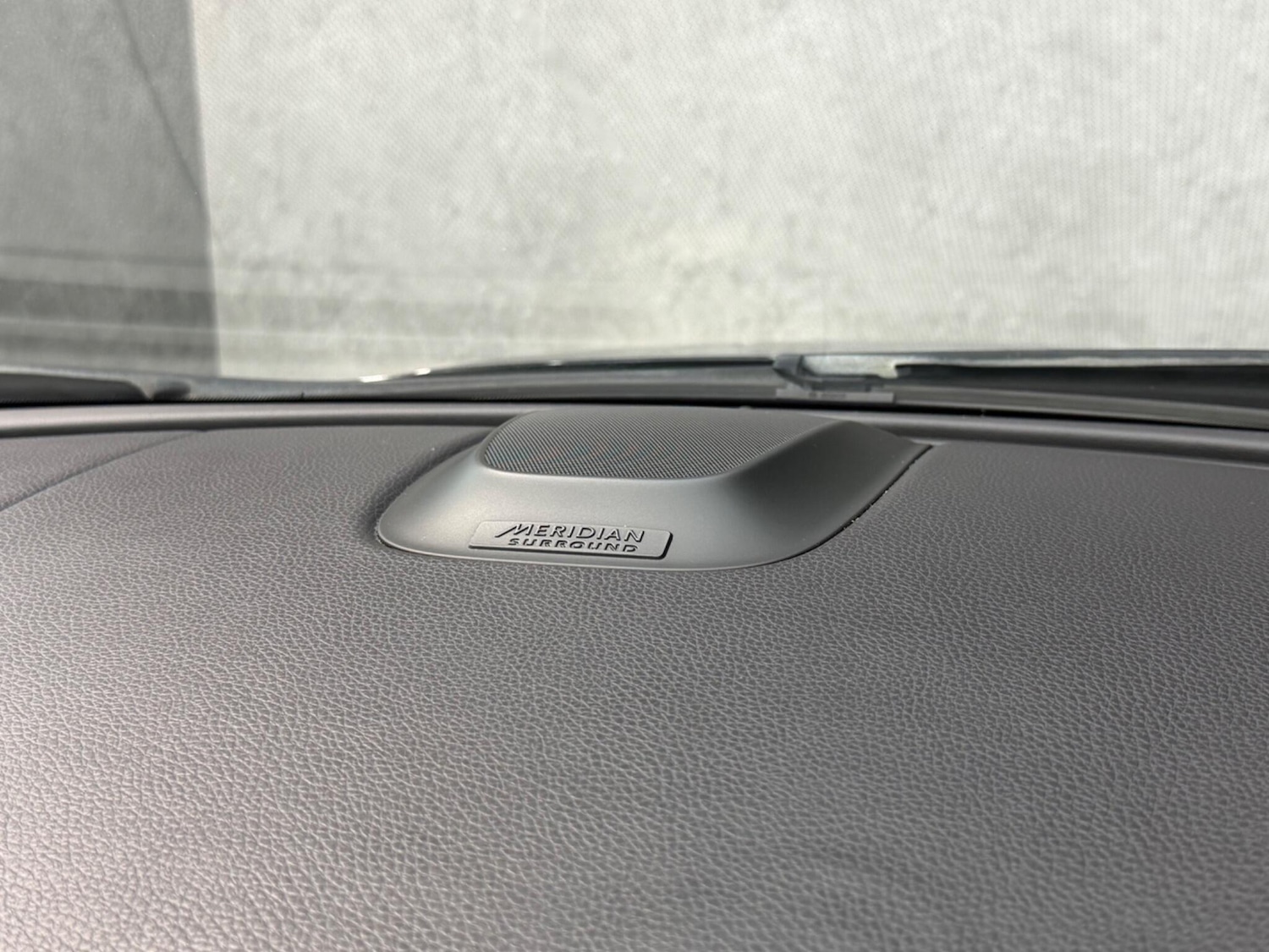 Used Jaguar XF 2015 for sale - 77441171: Photo 32