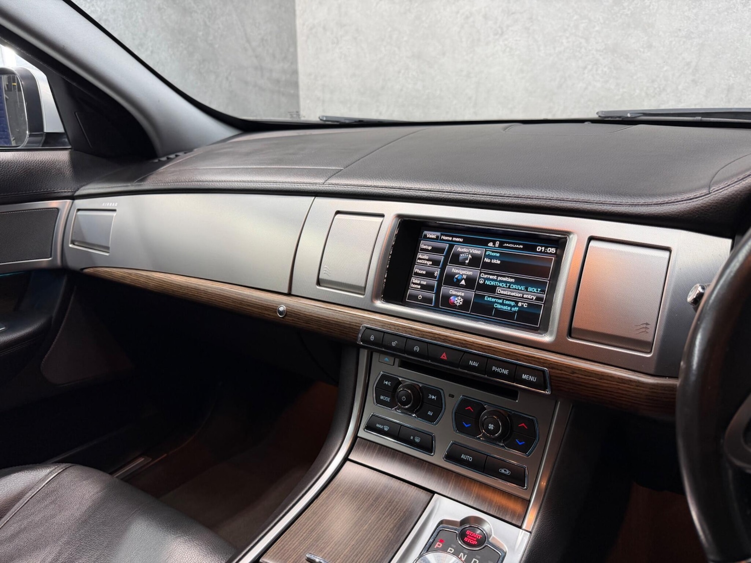 Used Jaguar XF 2014 for sale - 77331673: Photo 27