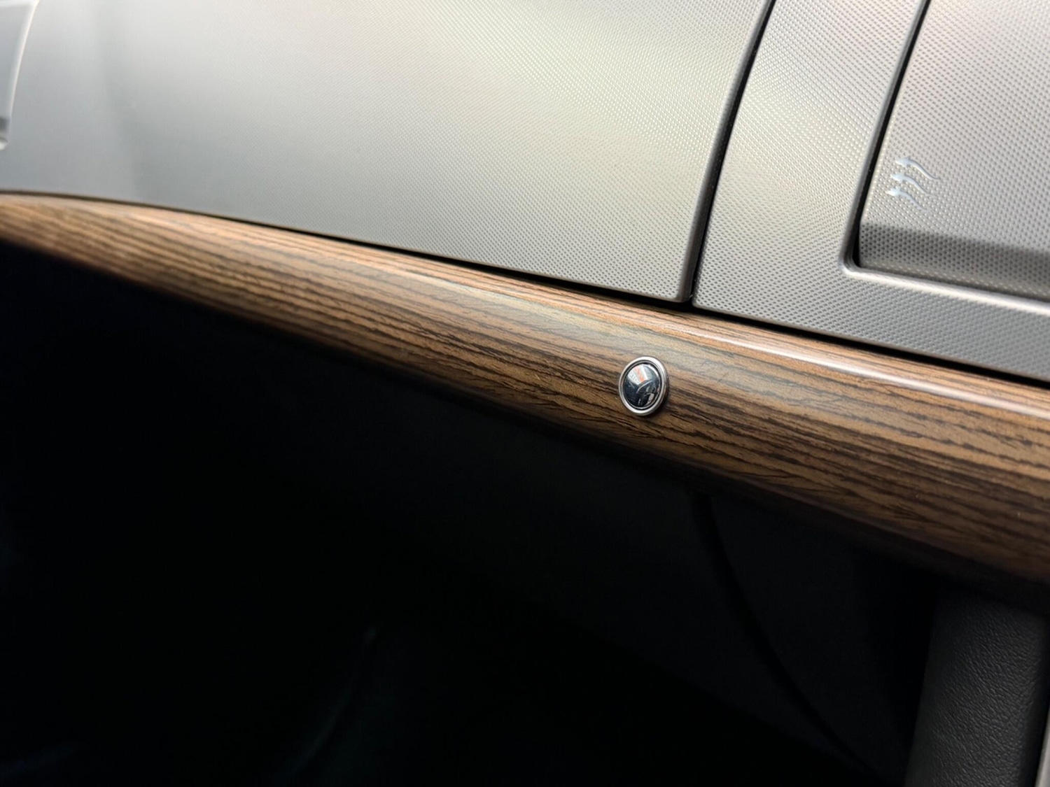 Used Jaguar XF 2014 for sale - 77331673: Photo 30