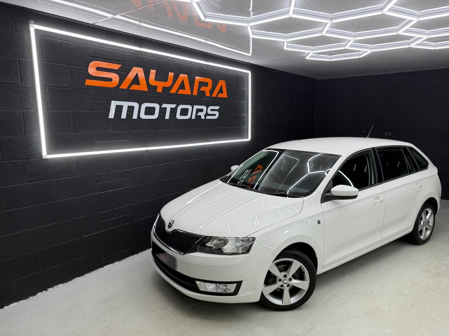 Used Skoda Rapid Spaceback 2015 for sale - 76862569: Photo 1