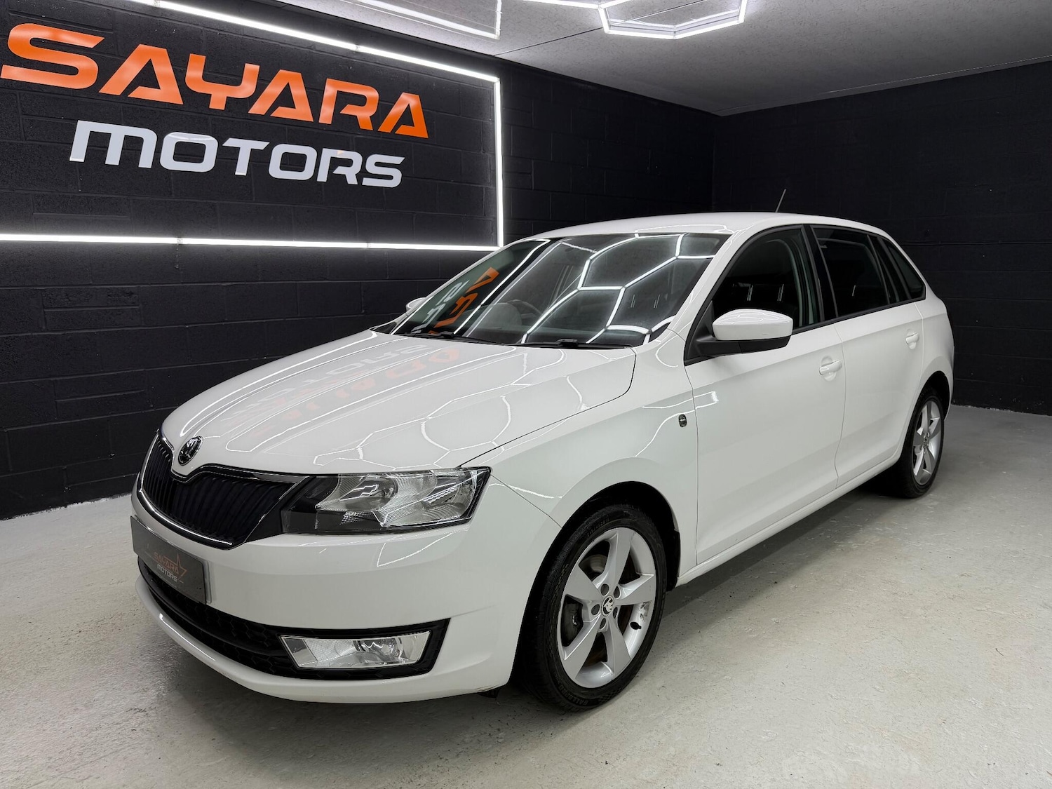 Used Skoda Rapid Spaceback 2015 for sale - 76862569: Photo 5