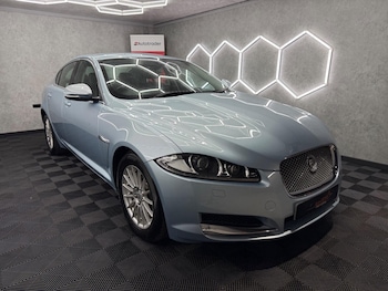 Used Jaguar XF 2011 for sale - 79268851: Photo