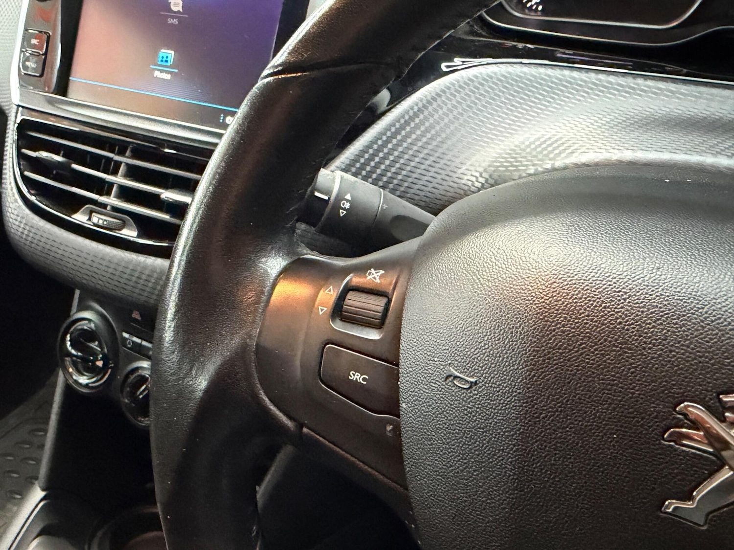 Used Peugeot 208 2017 for sale - 77343889: Photo 30