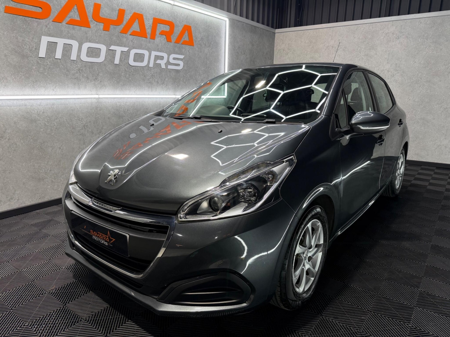 Used Peugeot 208 2017 for sale - 77343889: Photo 6