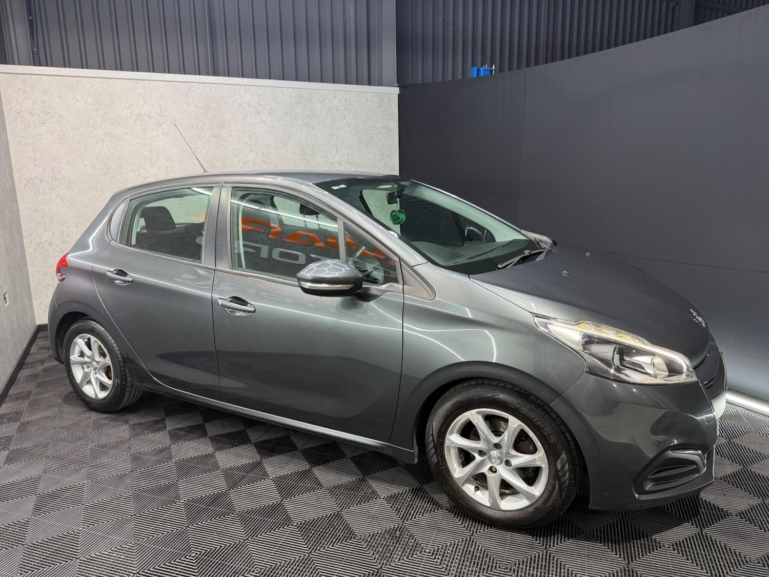 Used Peugeot 208 2017 for sale - 77343889: Photo 7