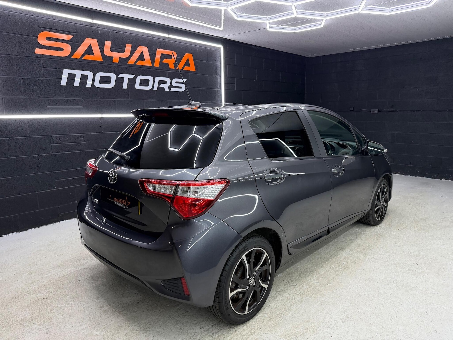 Used Toyota Yaris 2017 for sale - 77143887: Photo 11