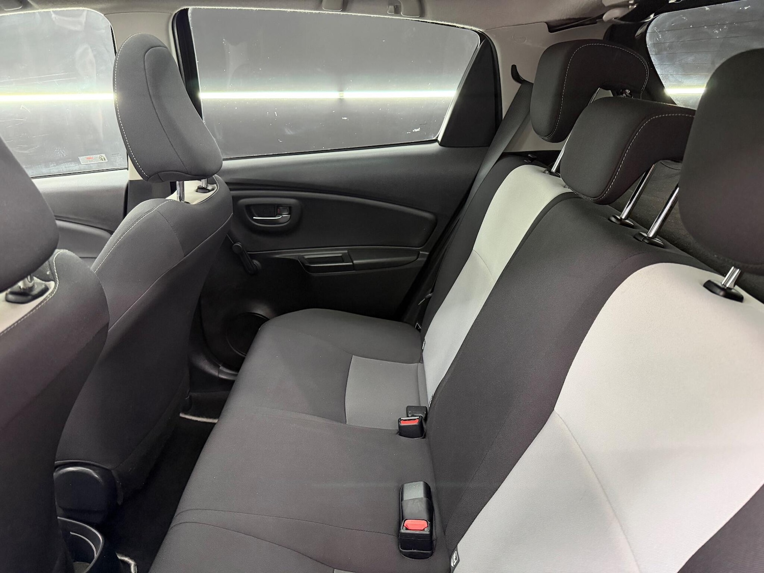 Used Toyota Yaris 2017 for sale - 77143887: Photo 20