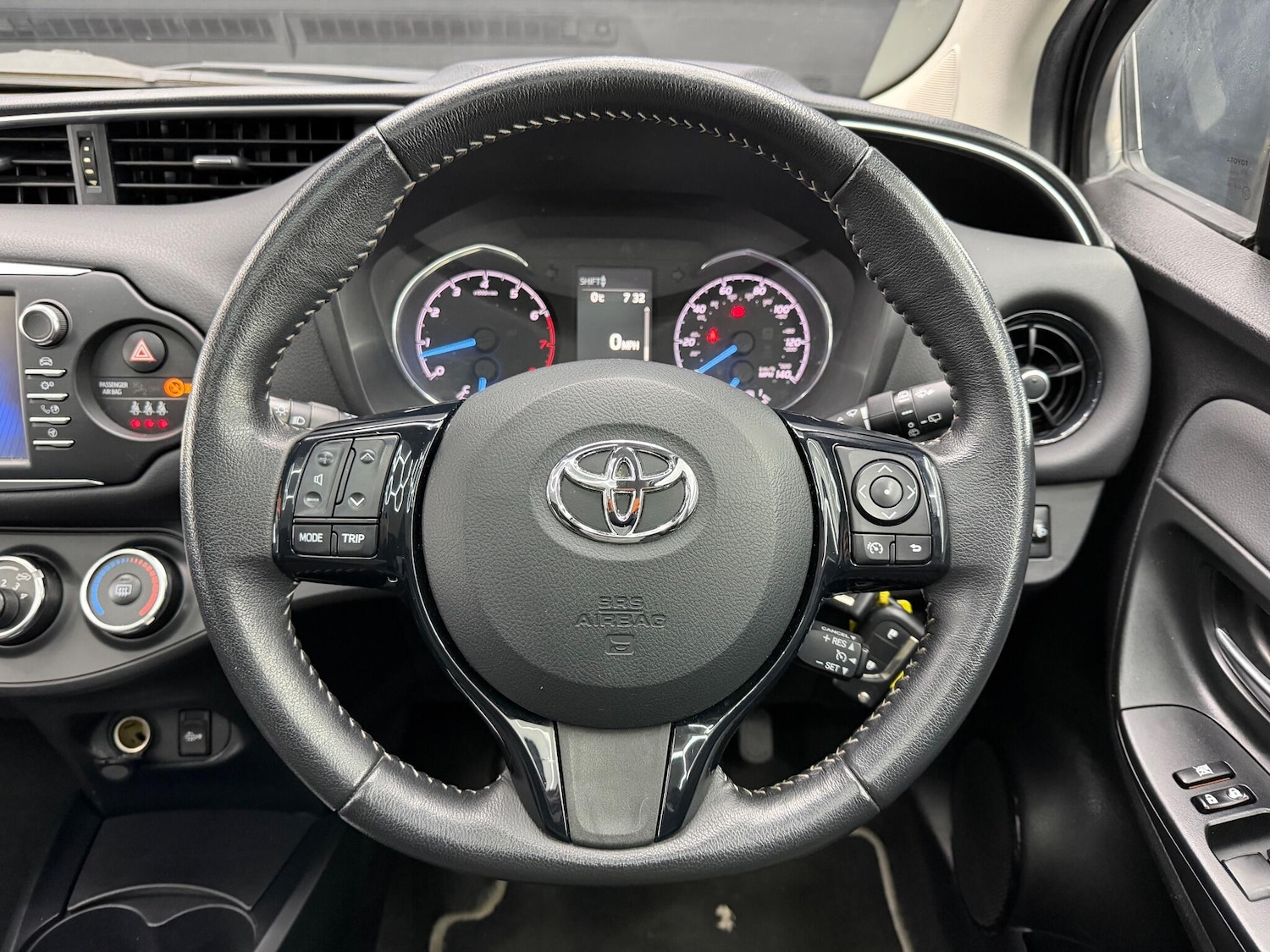 Used Toyota Yaris 2017 for sale - 77143887: Photo 36