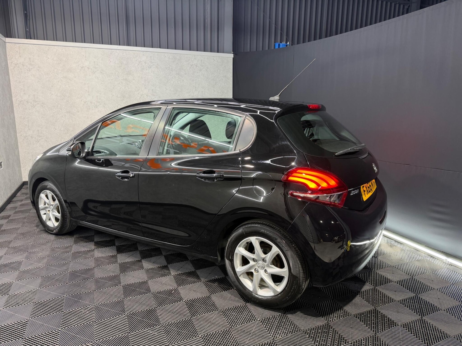 Used Peugeot 208 2016 for sale - 77343800: Photo 13