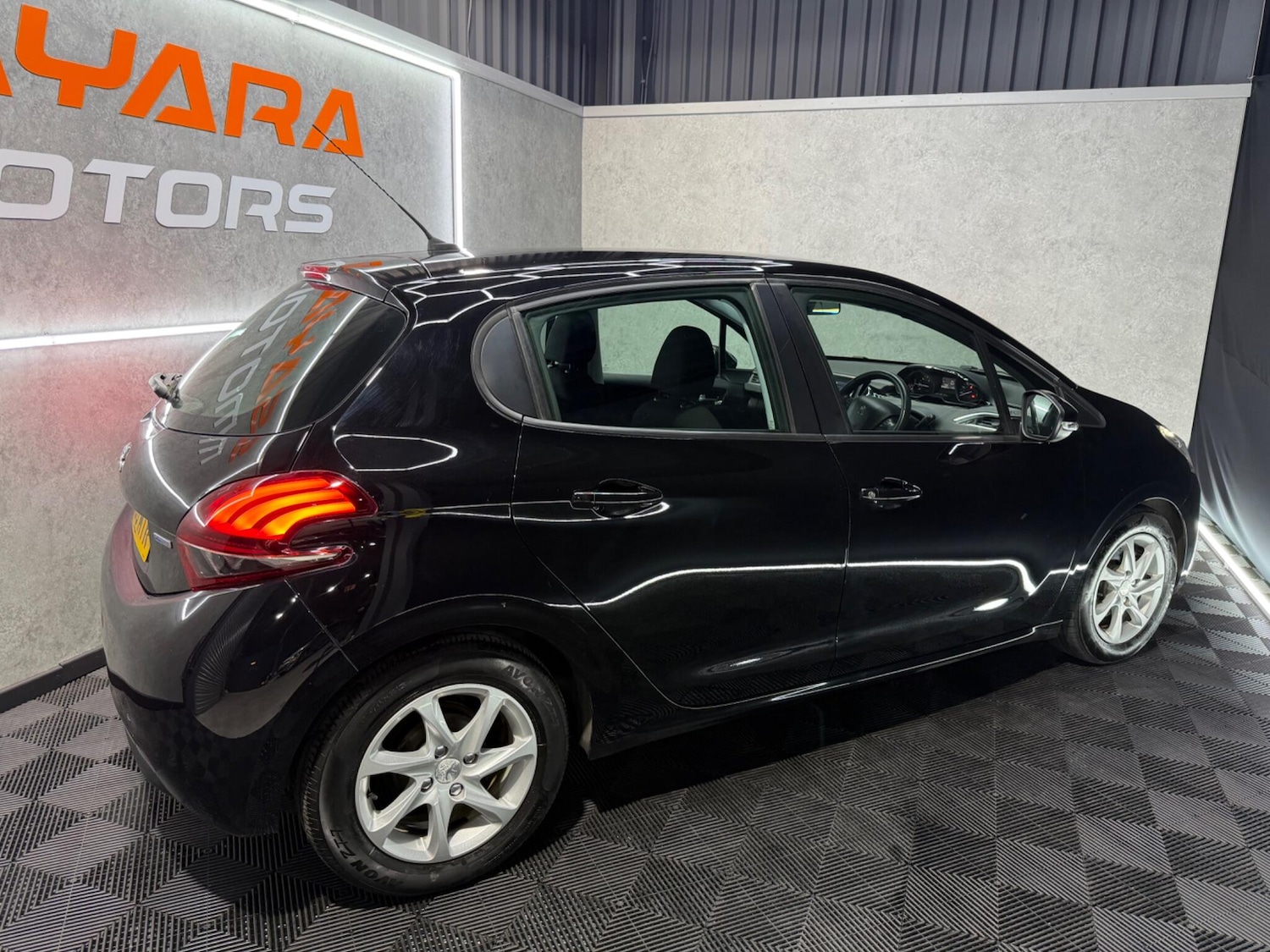 Used Peugeot 208 2016 for sale - 77343800: Photo 14