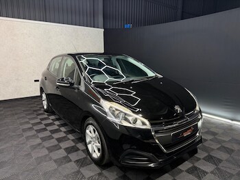 Used Peugeot 208 2016 for sale - 77343800: Photo