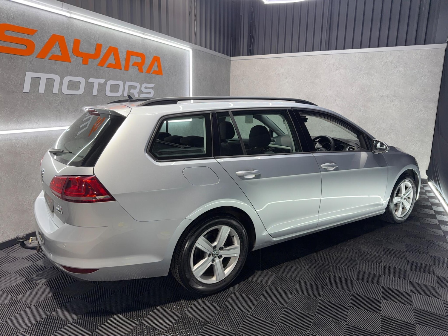Used Volkswagen Golf 2016 for sale - 77330450: Photo 14