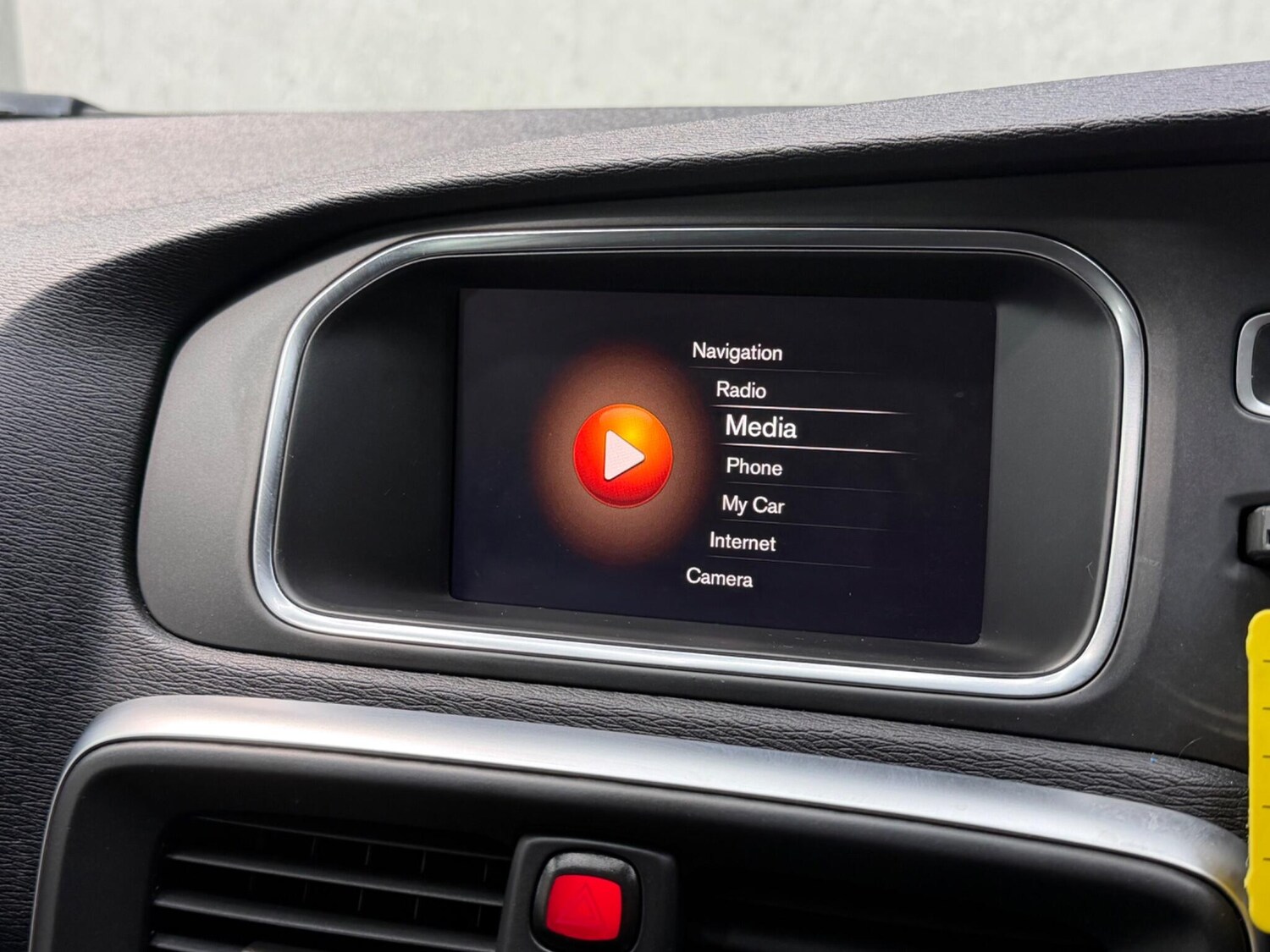 Used Volvo V40 2018 for sale - 77839369: Photo 31