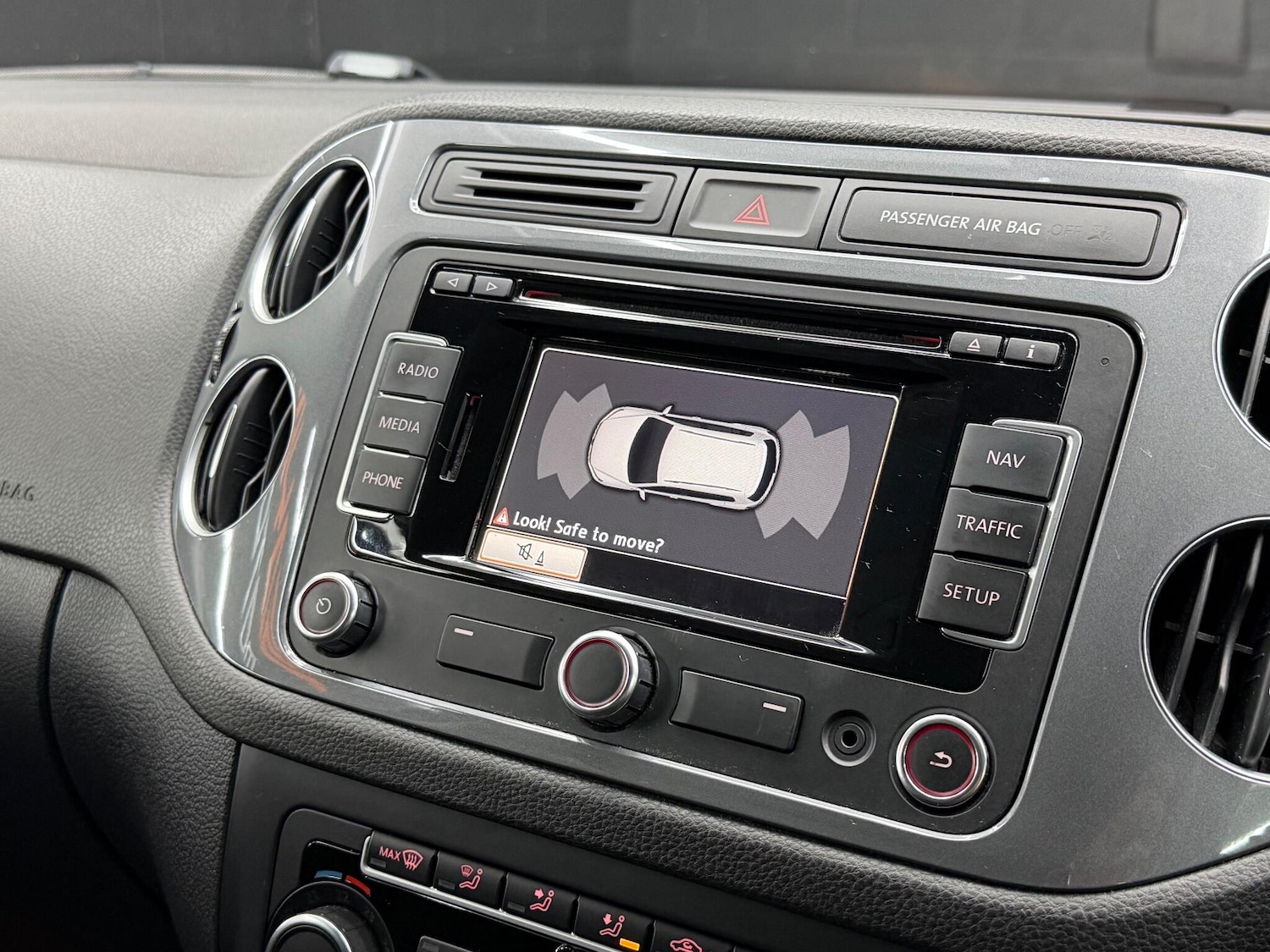 Used Volkswagen Tiguan 2014 for sale - 77015790: Photo 33