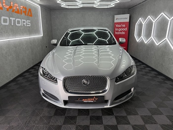 Used Jaguar XF 2012 for sale - 79107408: Photo