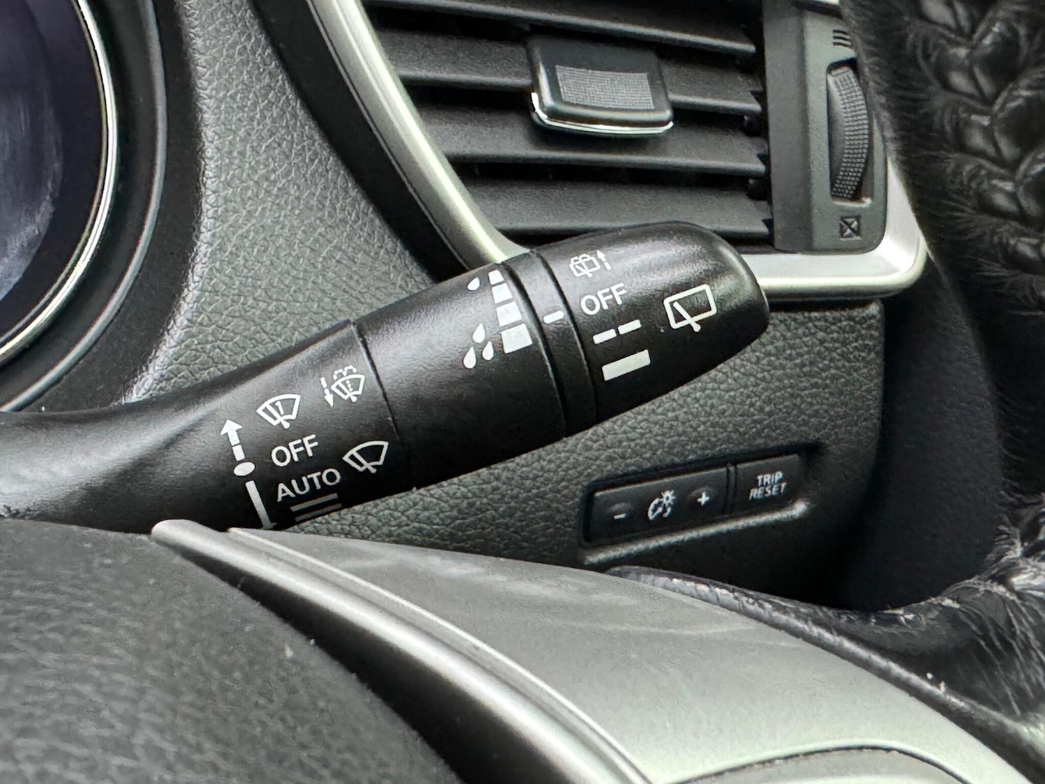 Used Nissan X-Trail 2015 for sale - 76862562: Photo 38