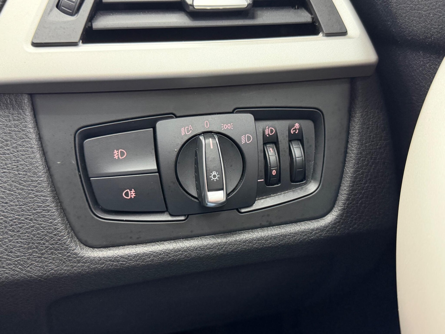 Used BMW 3 Series 2014 for sale - 78185501: Photo 30