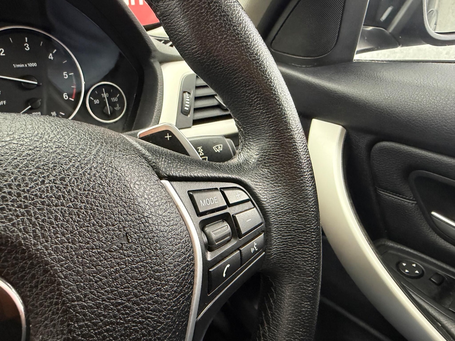 Used BMW 3 Series 2014 for sale - 78185501: Photo 45