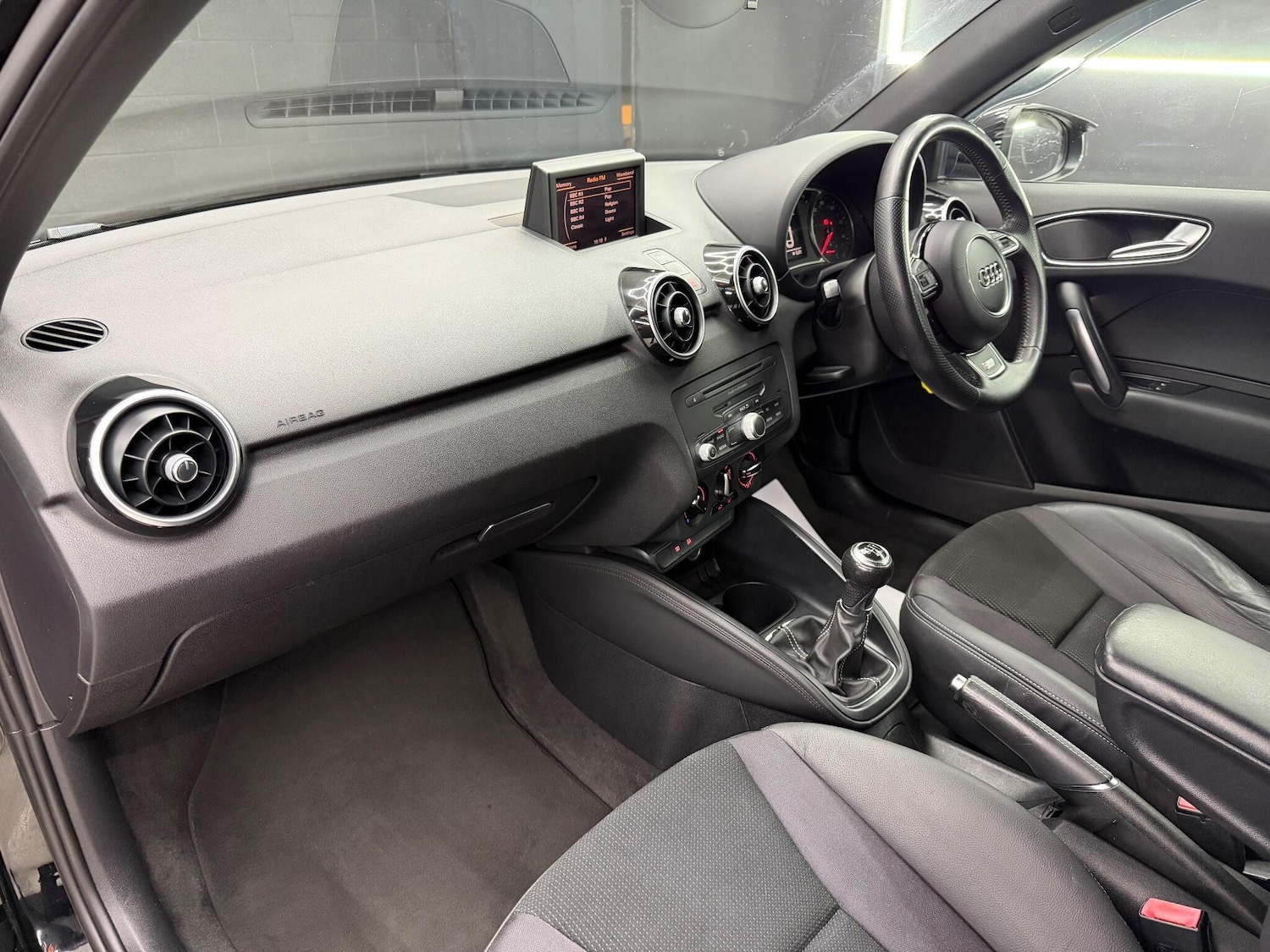 Used Audi A1 2012 for sale - 77143878: Photo 26