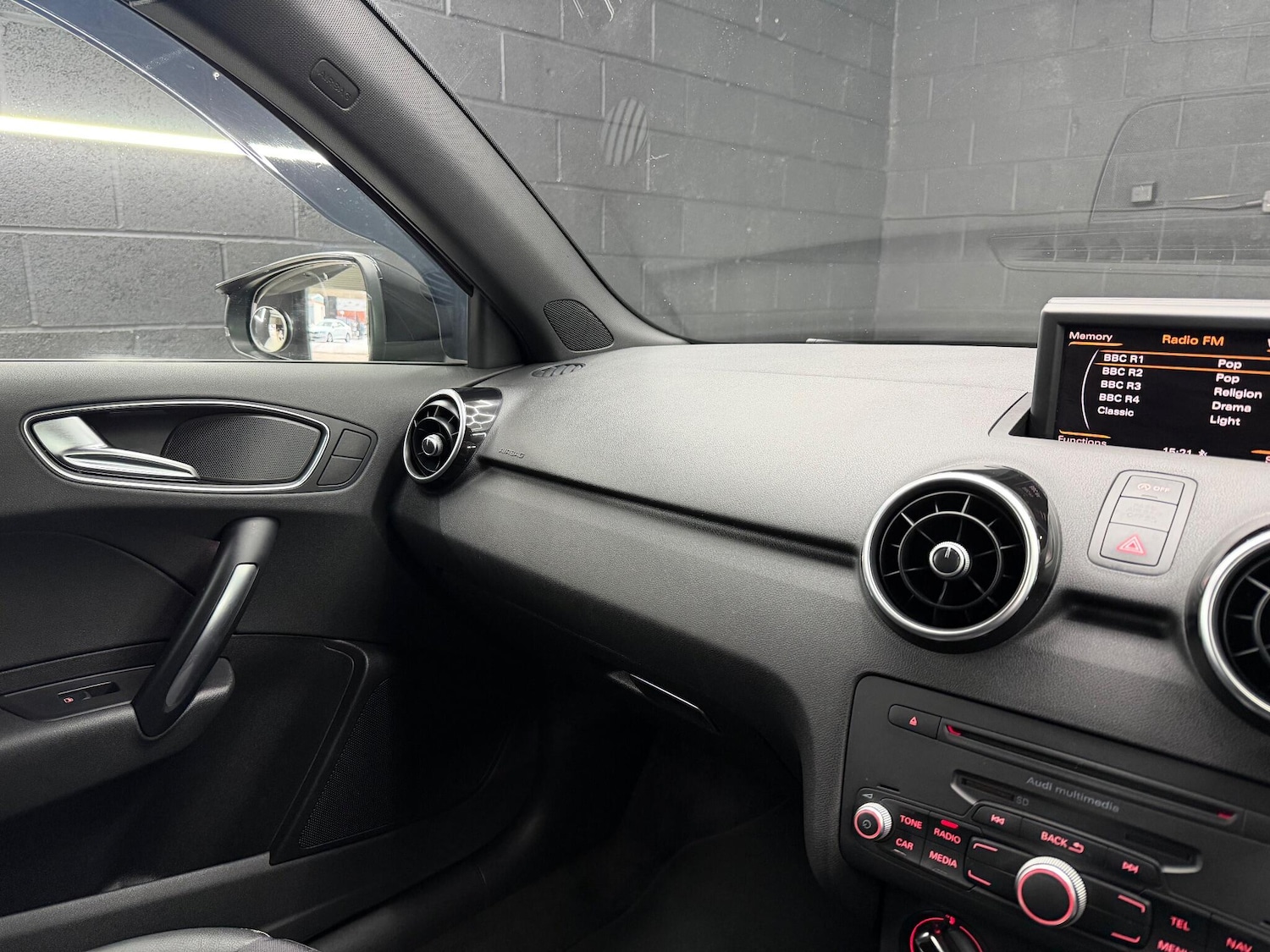 Used Audi A1 2012 for sale - 77143878: Photo 33