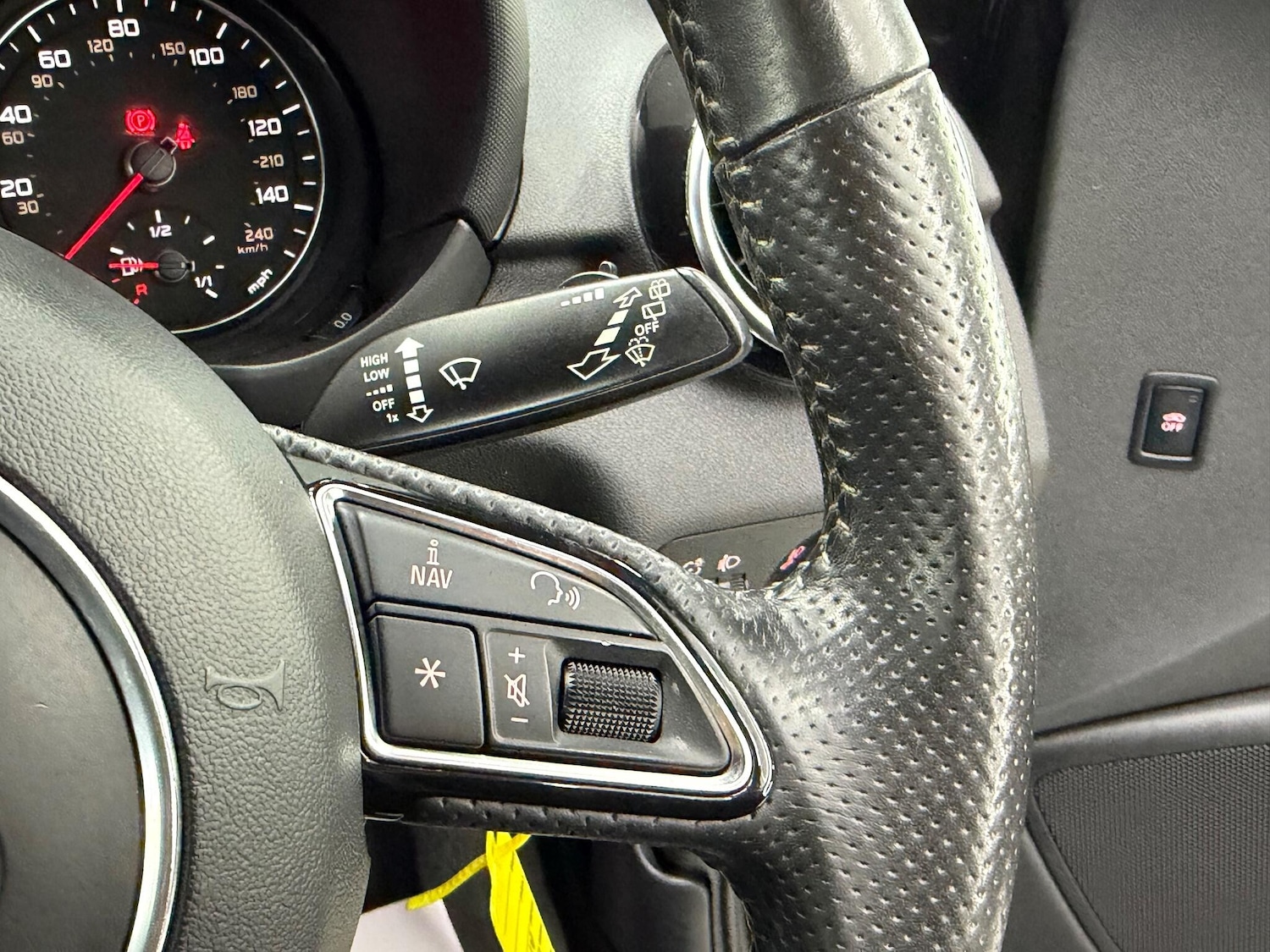 Used Audi A1 2012 for sale - 77143878: Photo 39