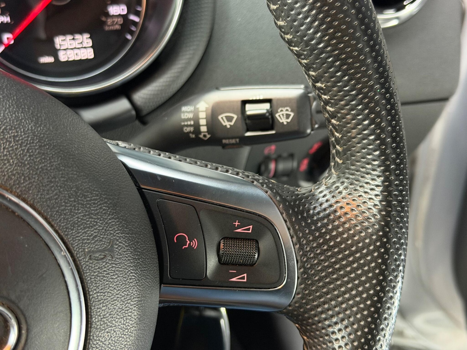 Used Audi TT 2011 for sale - 77441170: Photo 46