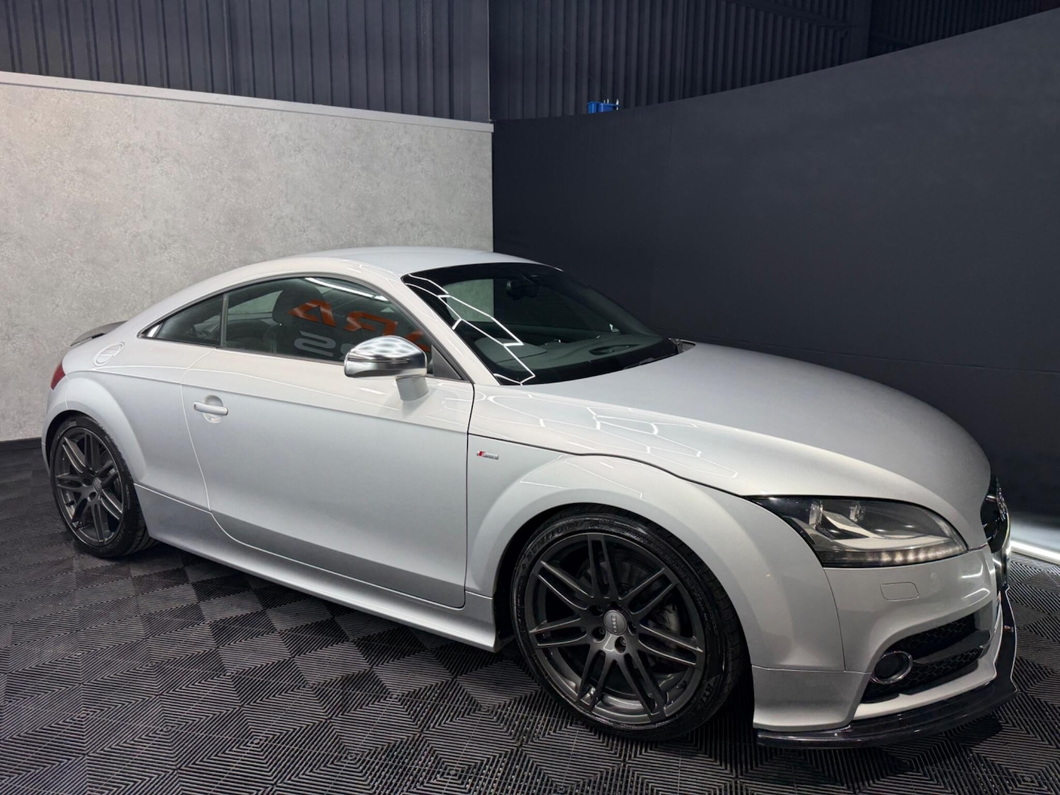 Used Audi TT 2011 for sale - 77441170: Photo 6