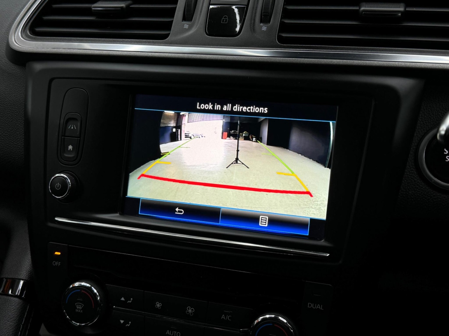 Used Renault Kadjar 2017 for sale - 76862563: Photo 26