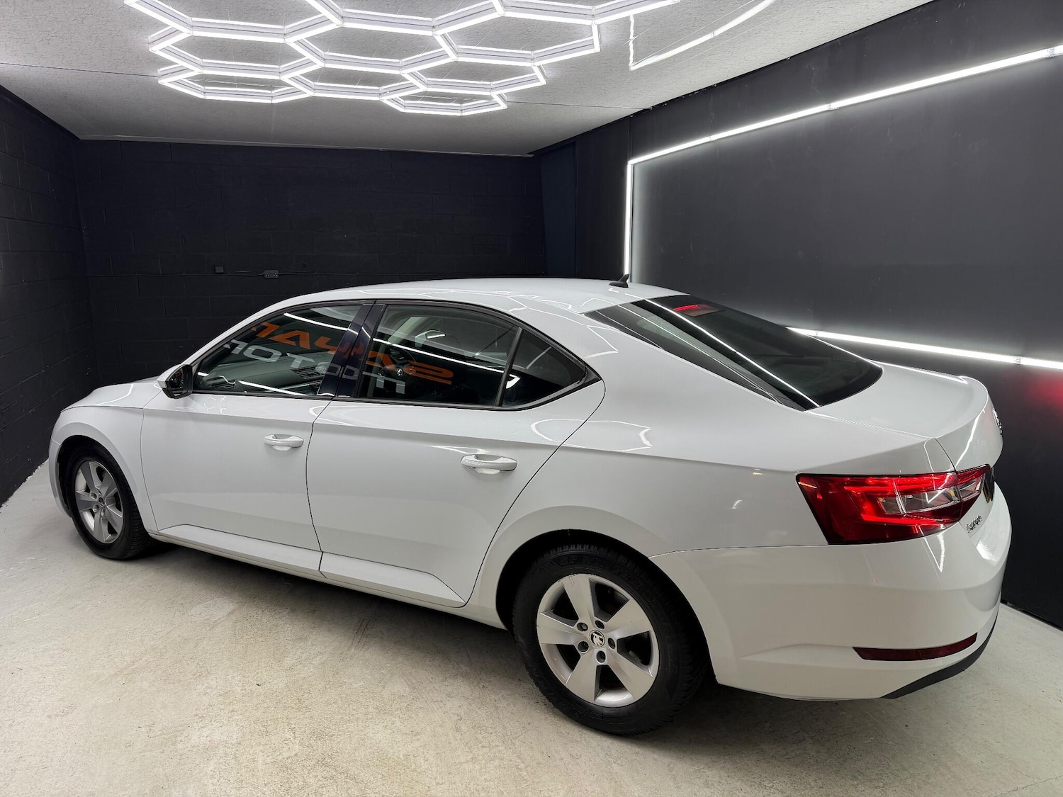 Used Skoda Superb 2015 for sale - 77143218: Photo 12