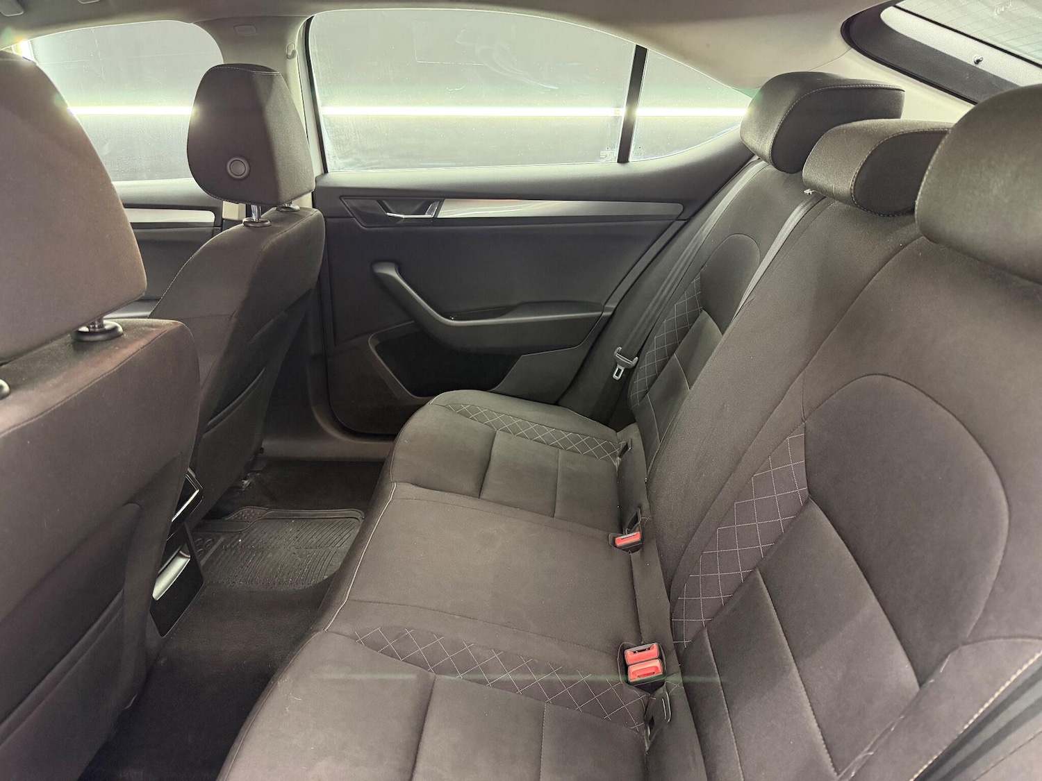 Used Skoda Superb 2015 for sale - 77143218: Photo 23