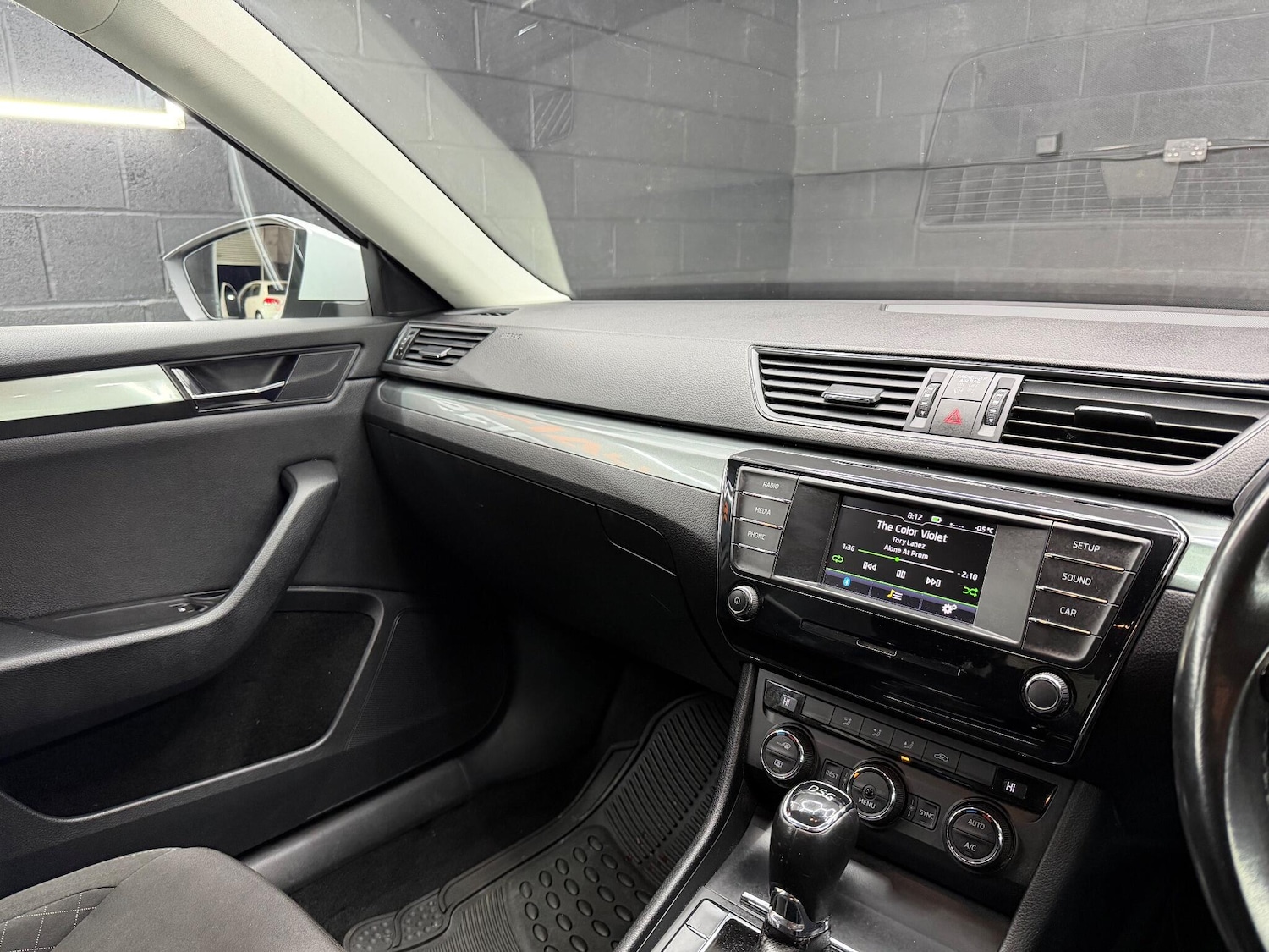 Used Skoda Superb 2015 for sale - 77143218: Photo 26