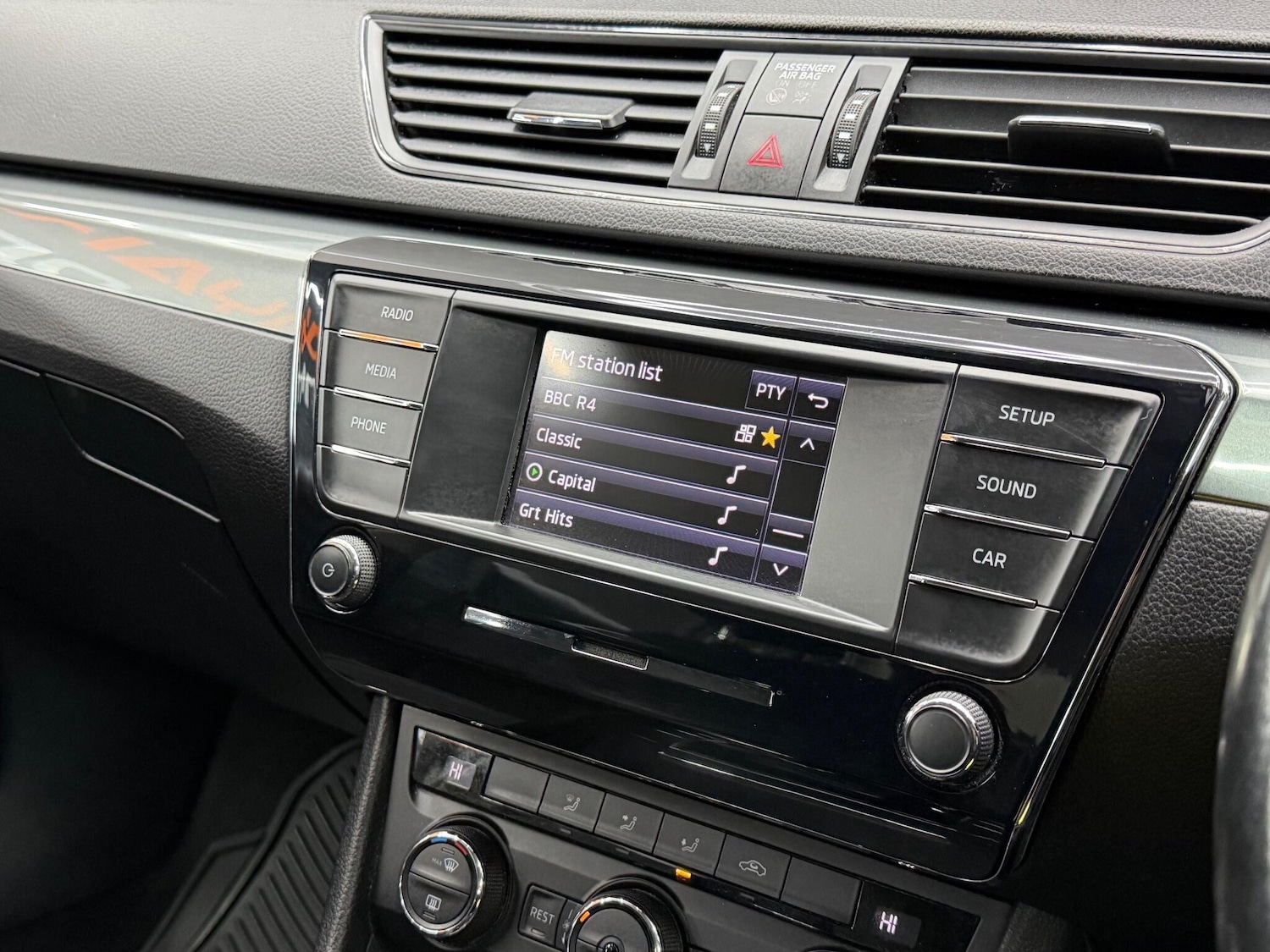 Used Skoda Superb 2015 for sale - 77143218: Photo 29