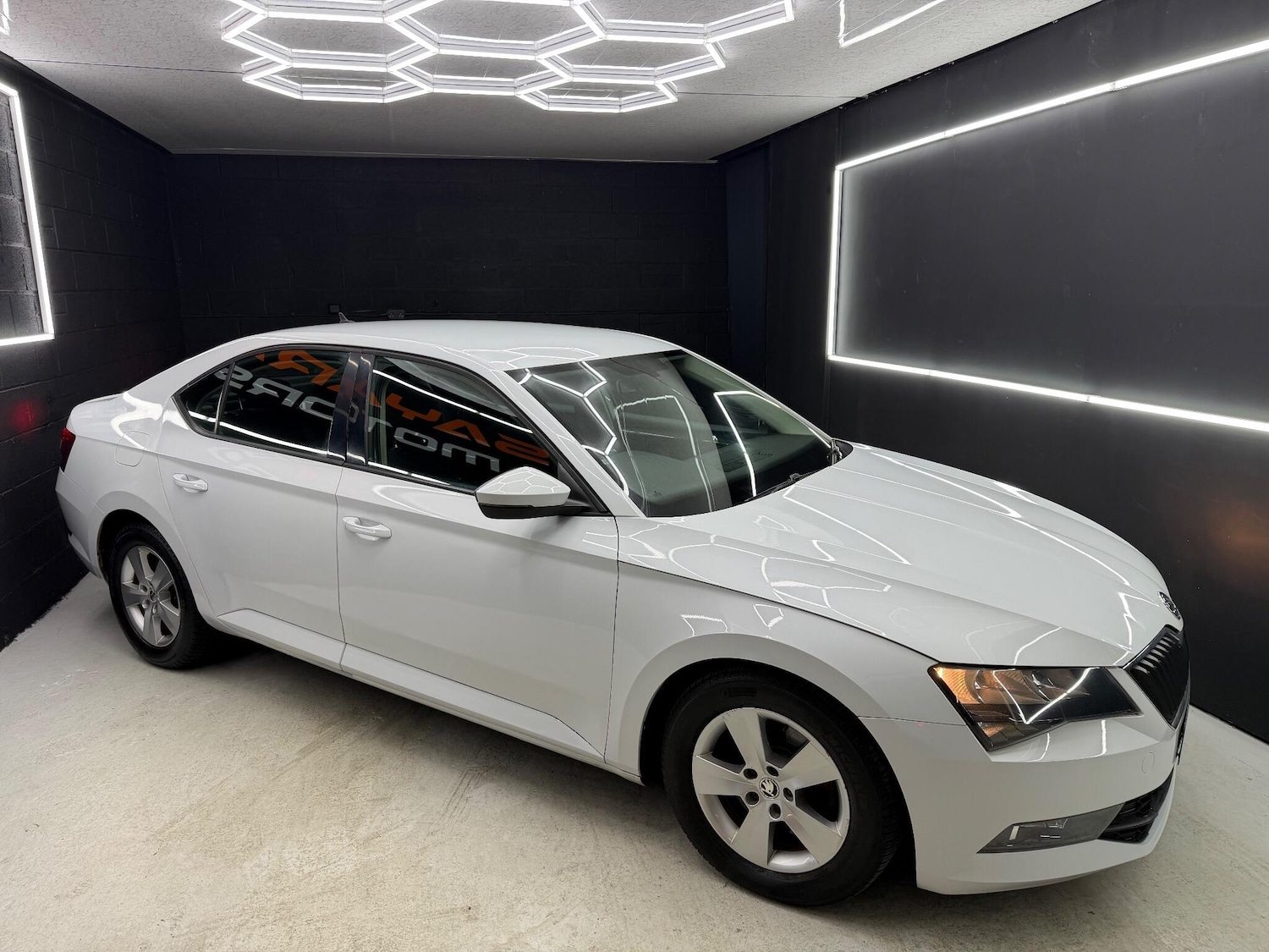 Used Skoda Superb 2015 for sale - 77143218: Photo 6