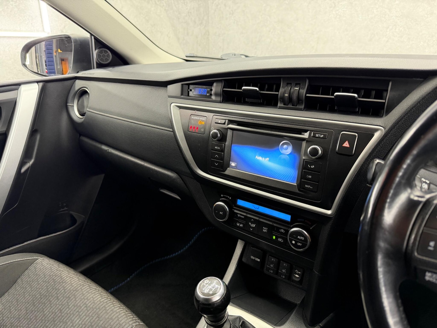 Used Toyota Auris 2015 for sale - 77982270: Photo 21