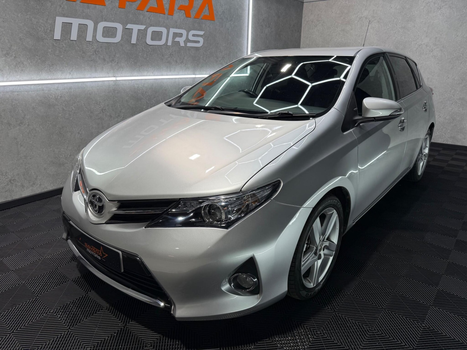 Used Toyota Auris 2015 for sale - 77982270: Photo 4
