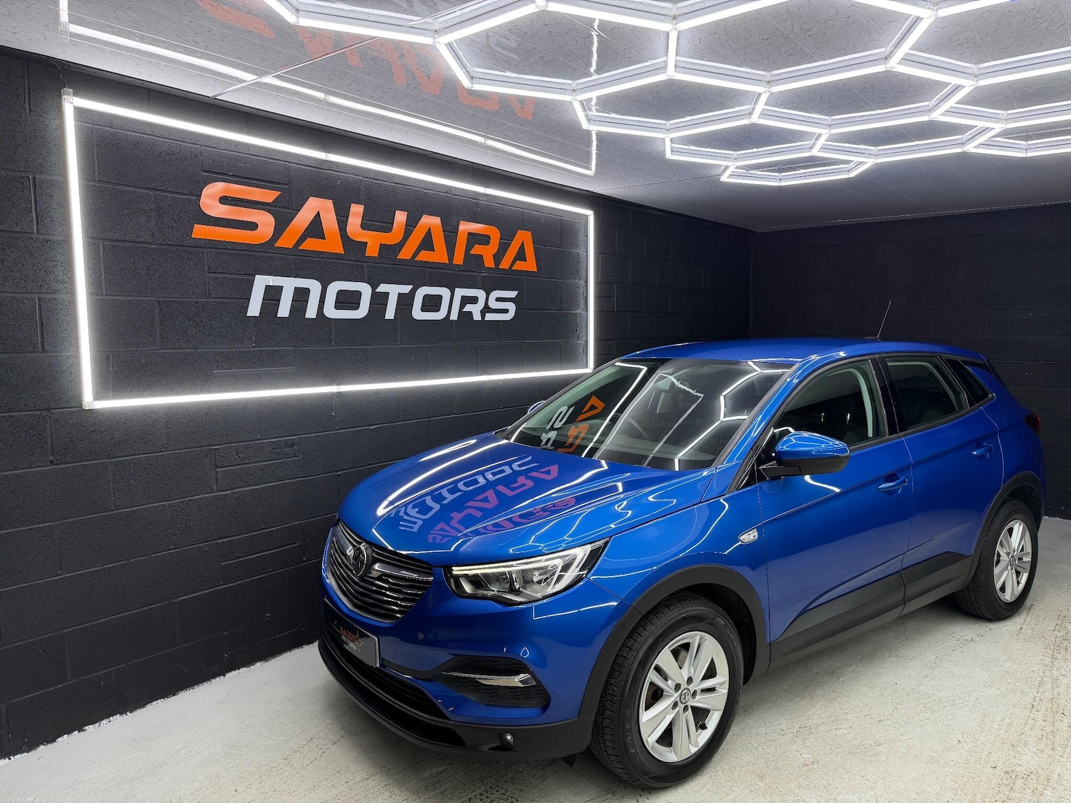 Used Vauxhall Grandland X 2018 for sale - 77143228: Photo 1