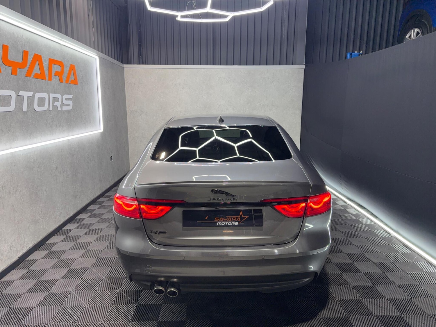 Used Jaguar XF 2017 for sale - 77331437: Photo 12