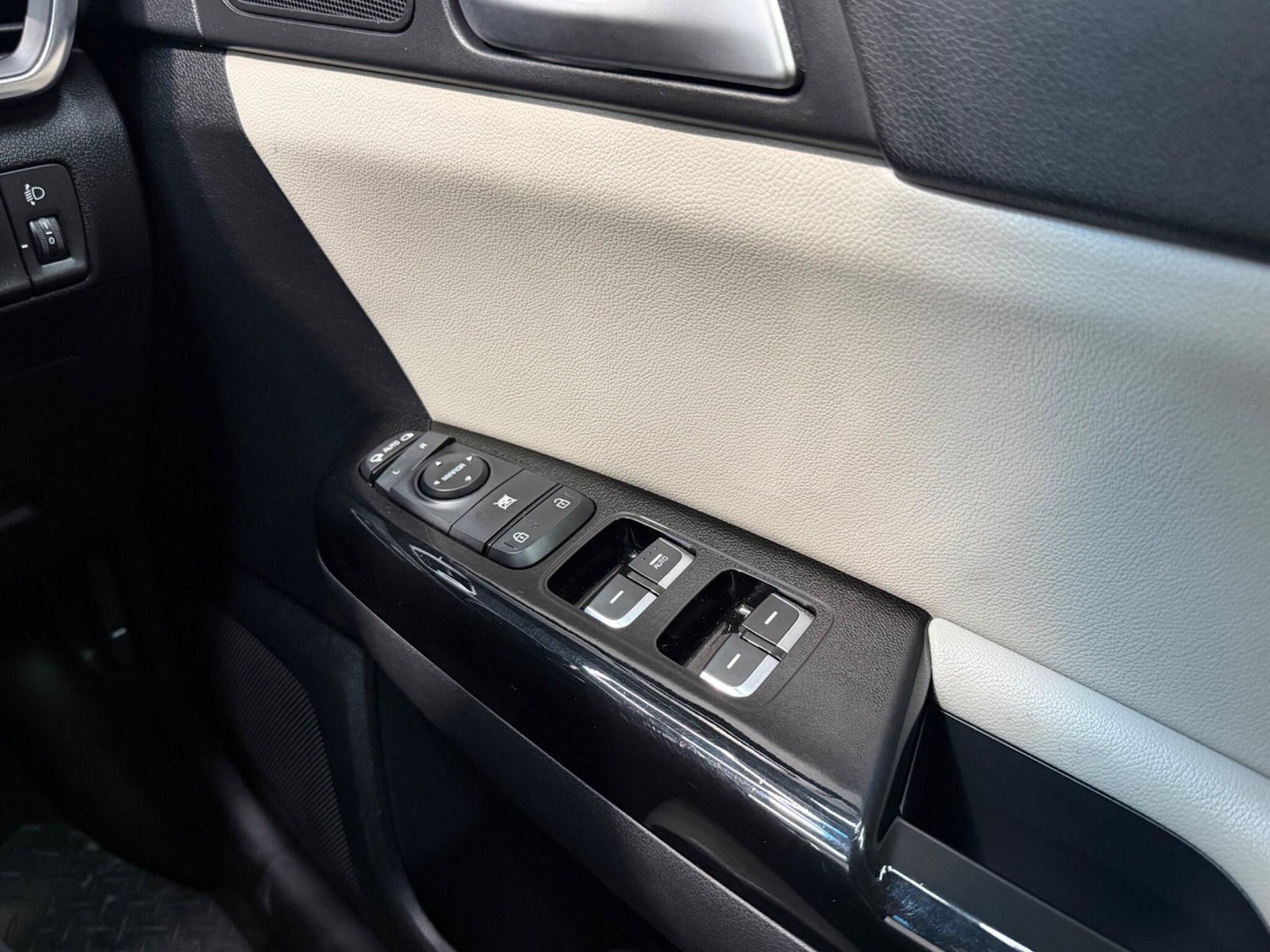 Used Kia Sportage 2018 for sale - 77343891: Photo 41