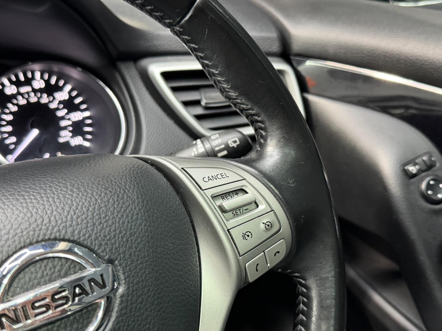 Used Nissan Qashqai for sale - 77704965: Photo 34