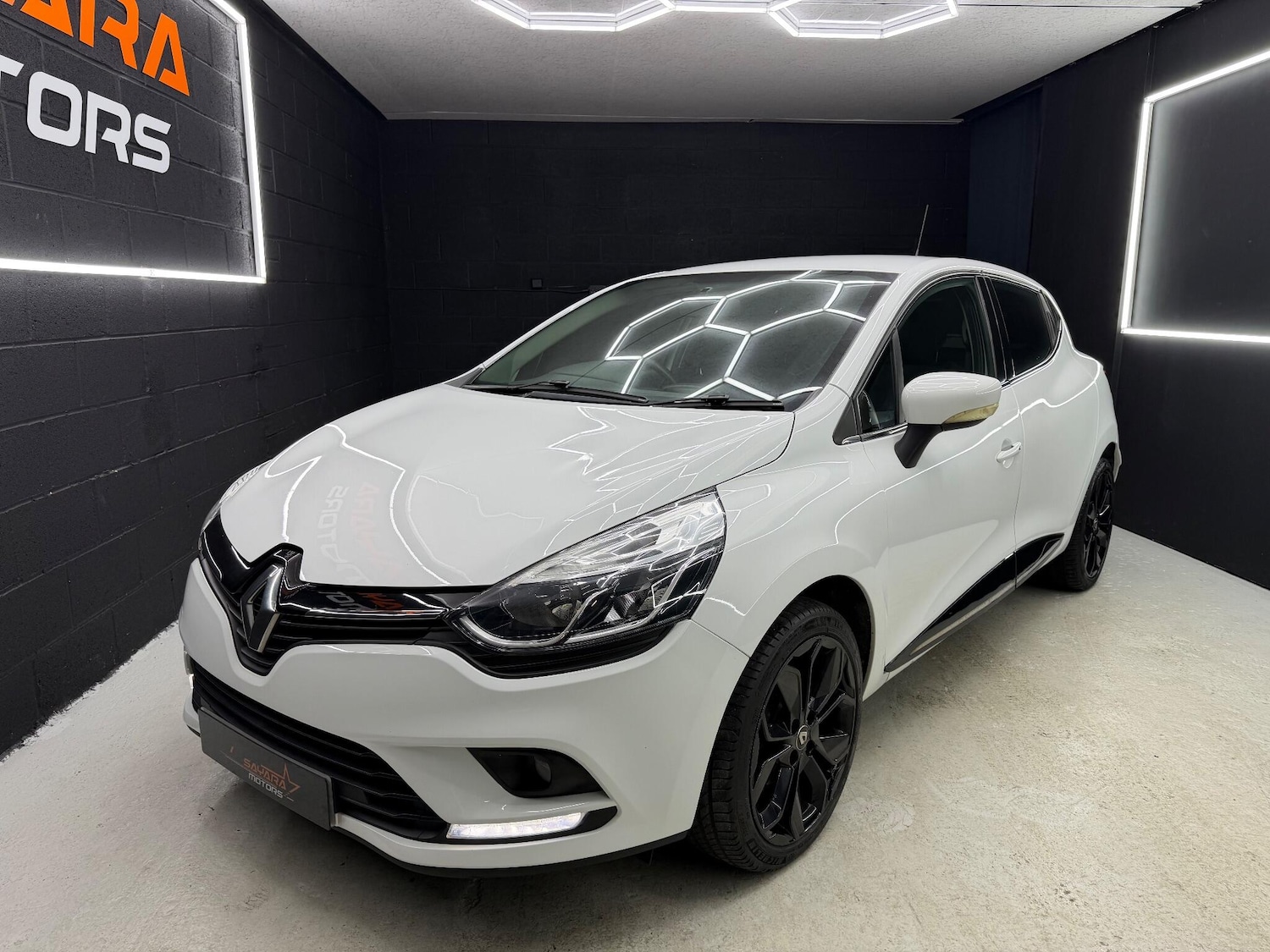 Used Renault Clio 2018 for sale - 77143466: Photo 10