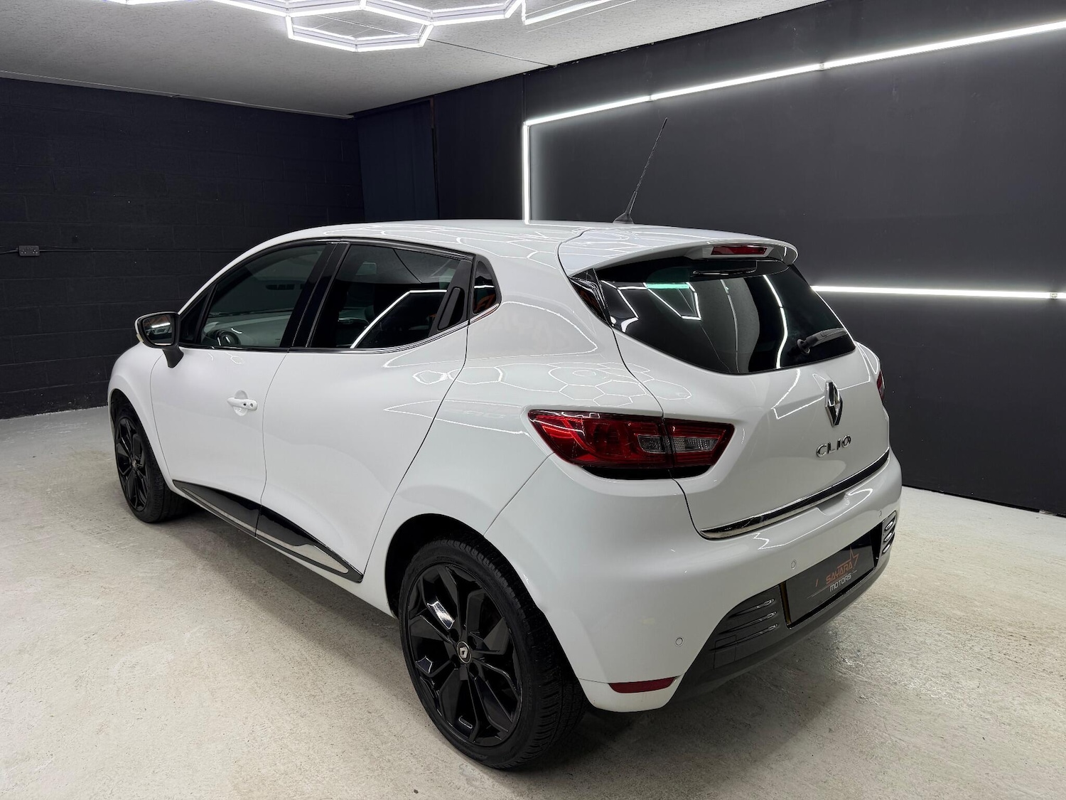 Used Renault Clio 2018 for sale - 77143466: Photo 12