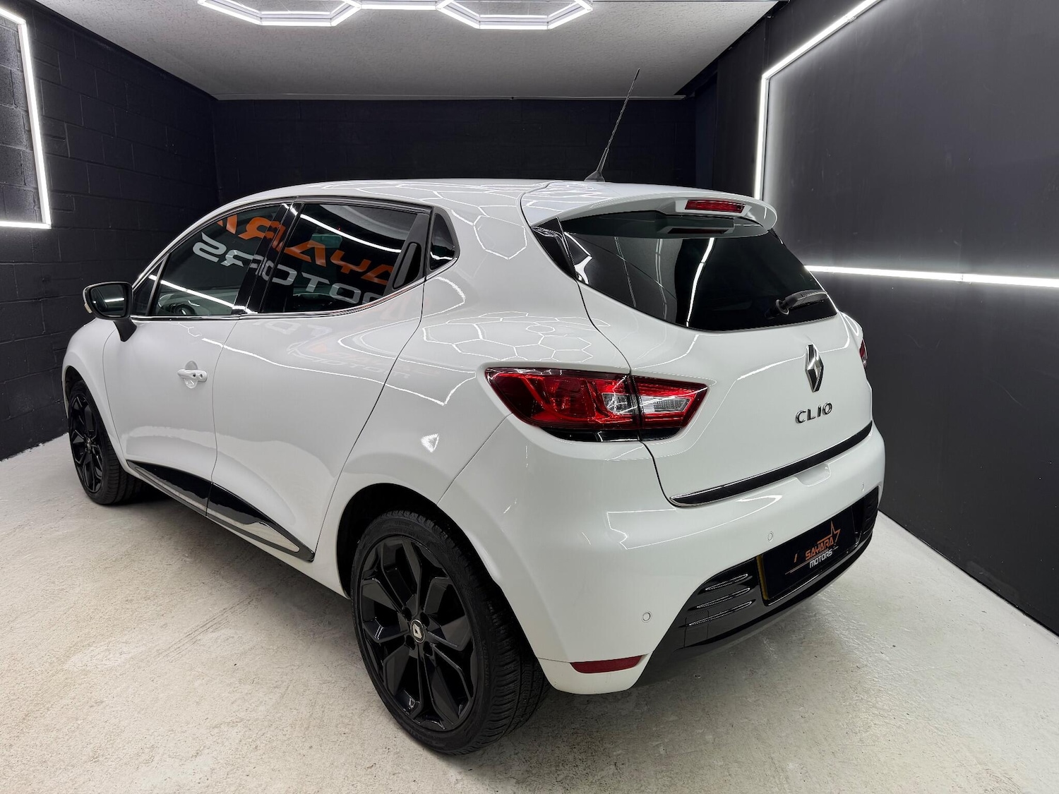 Used Renault Clio 2018 for sale - 77143466: Photo 14