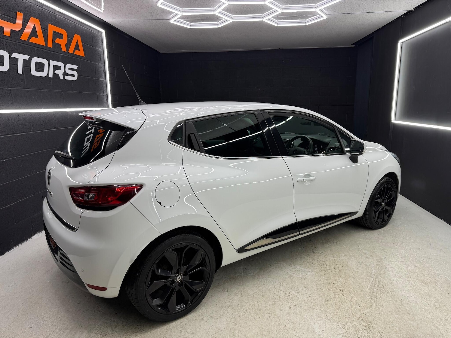 Used Renault Clio 2018 for sale - 77143466: Photo 15
