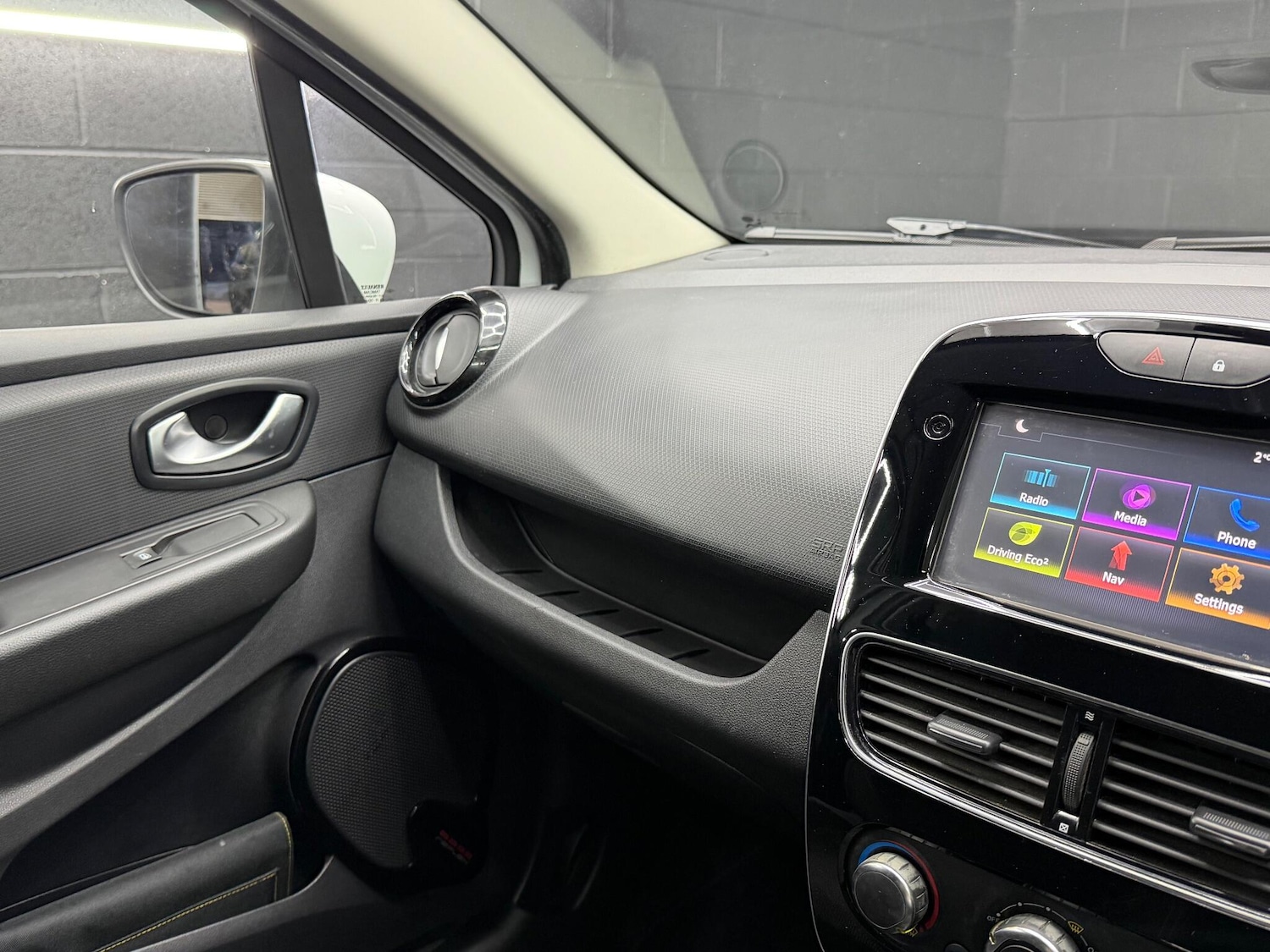 Used Renault Clio 2018 for sale - 77143466: Photo 27