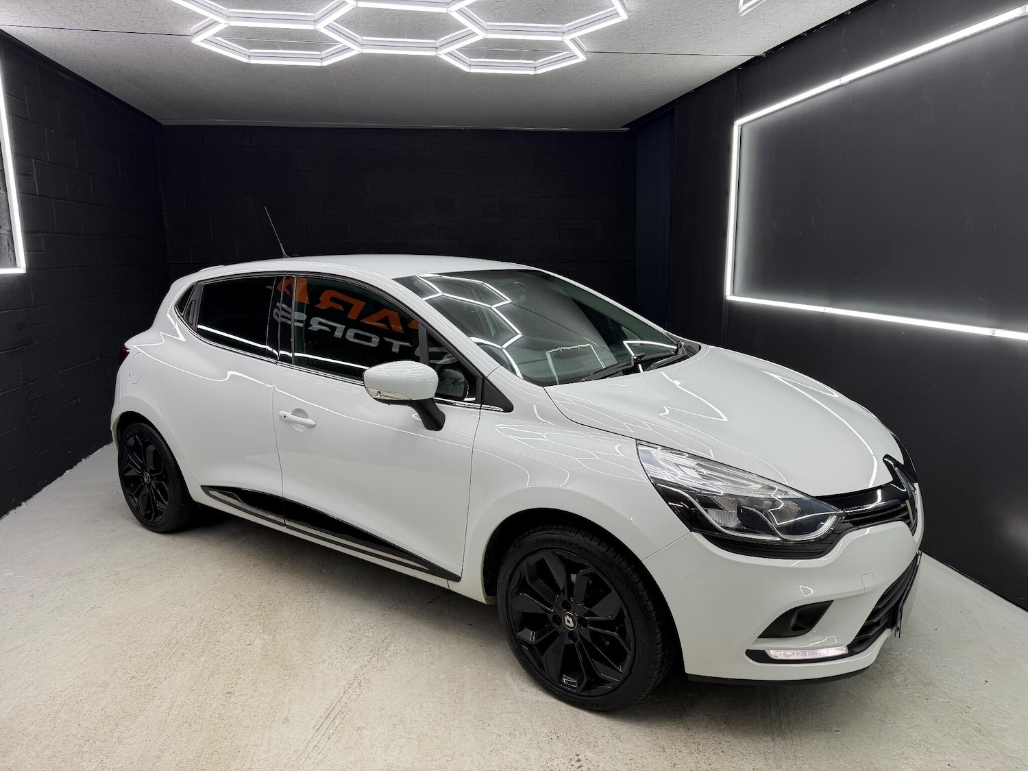 Used Renault Clio 2018 for sale - 77143466: Photo 6